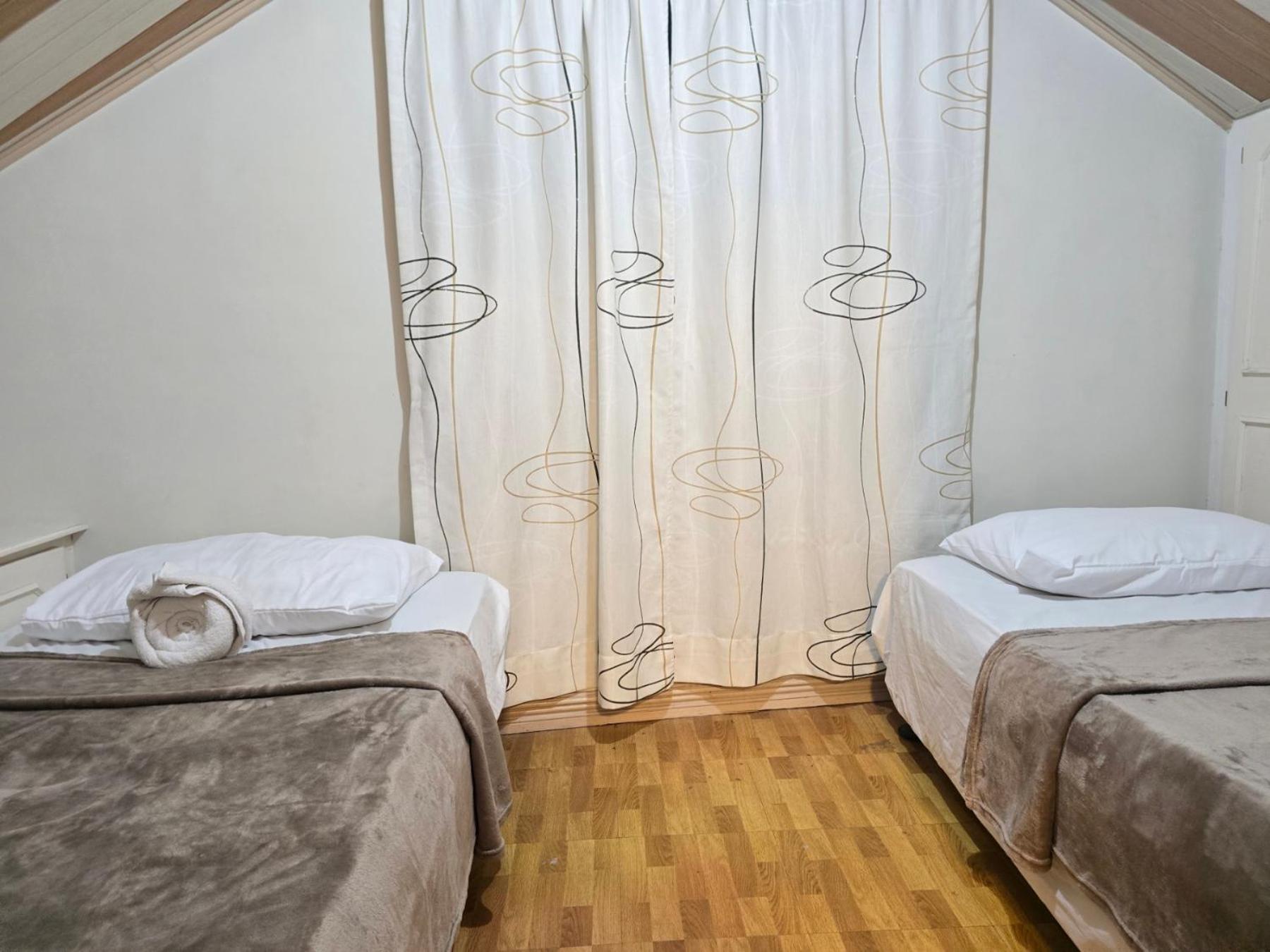35 Amistad Guesthouse Baguio City ภายนอก รูปภาพ