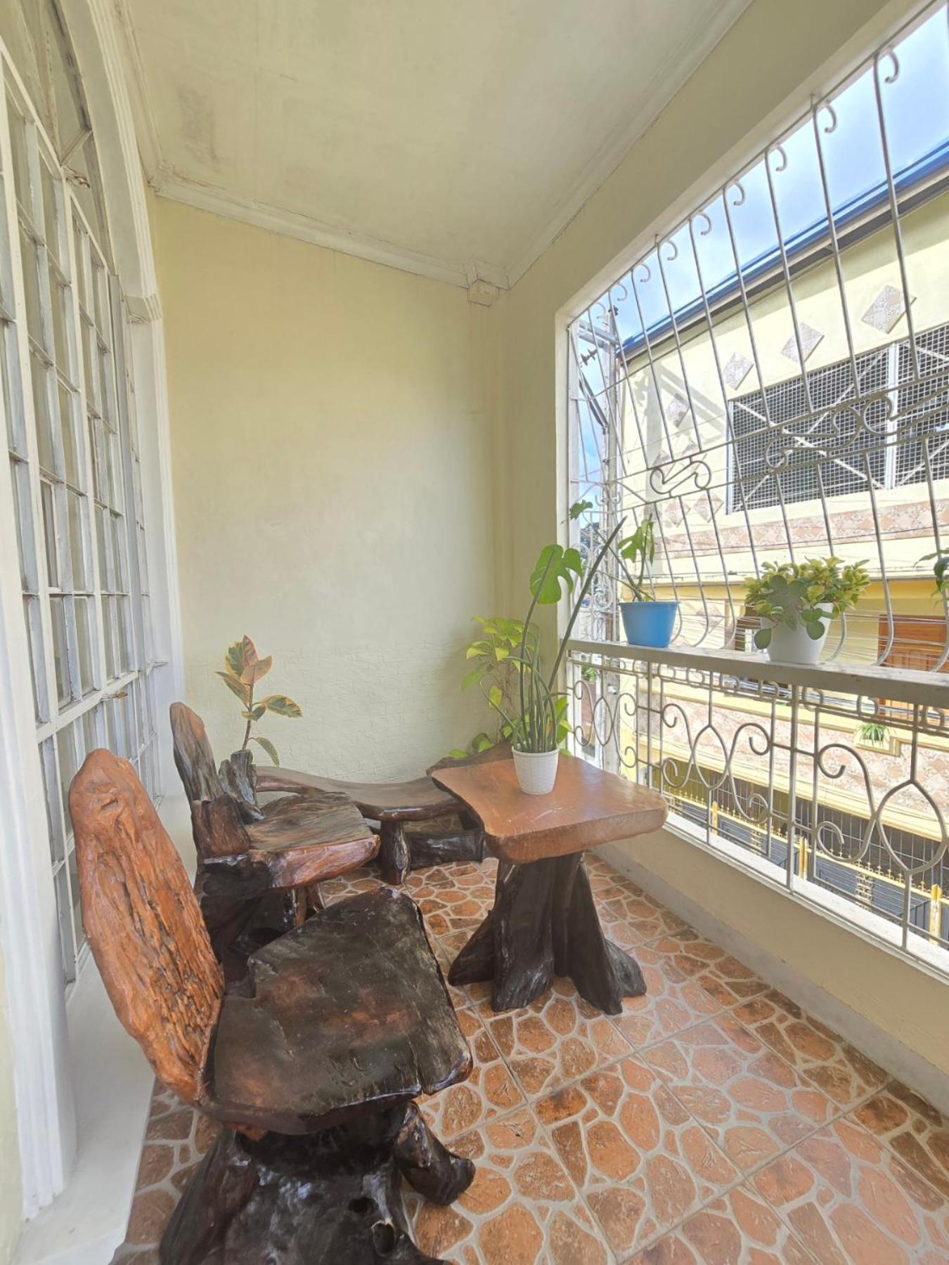 35 Amistad Guesthouse Baguio City ภายนอก รูปภาพ